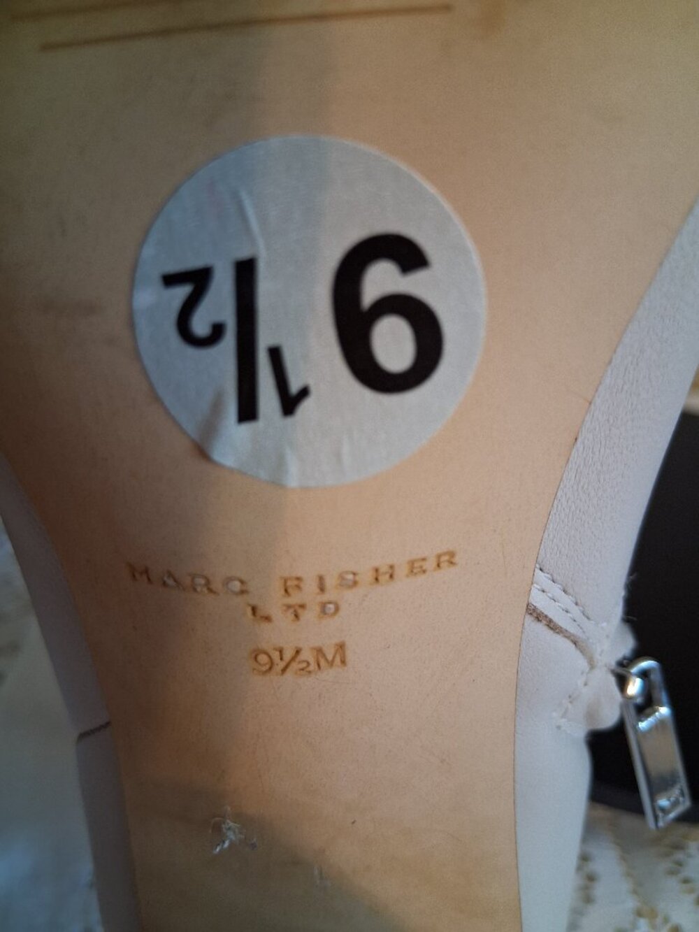 Mark Fisher L.T.D. Yanar pointed toe ankle boots. Ivory shade. Size 9 1/2. - Picture 13 of 15
